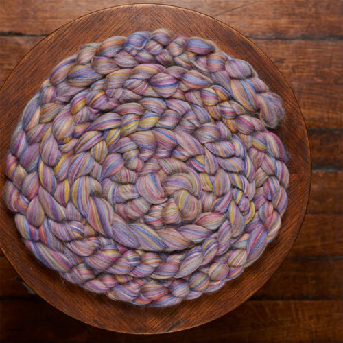 "Hey Moon" Yarnadelic 100g Tops